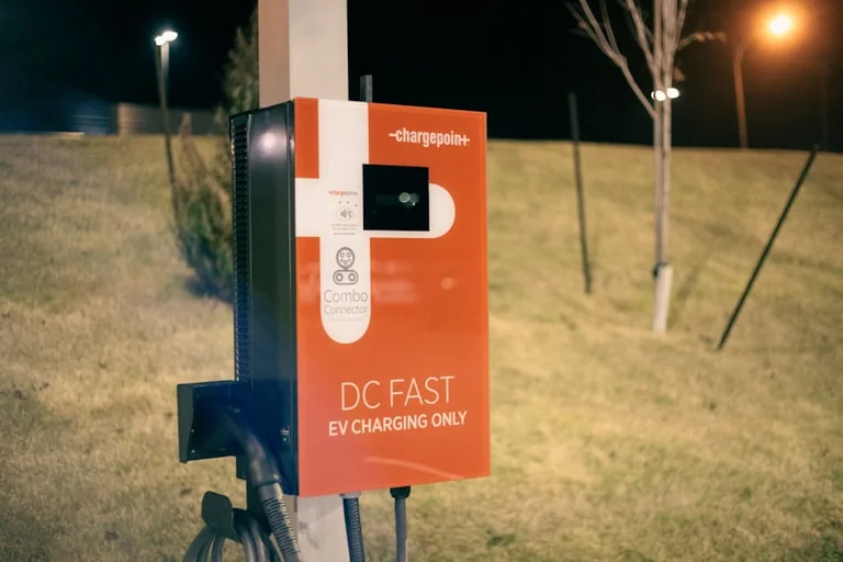 Bexley residents get 400 lamp-post EV chargers