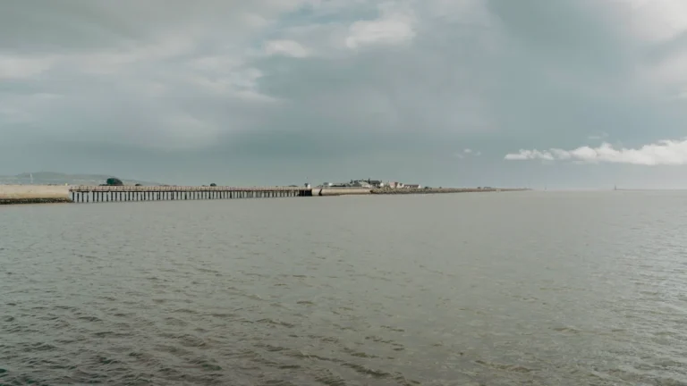 Scarborough West Pier plans would reshape harbour