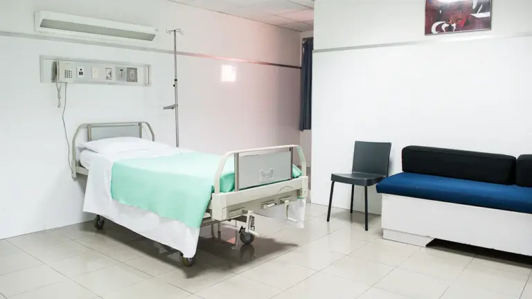 Salisbury surgery rating falls as CQC demands action