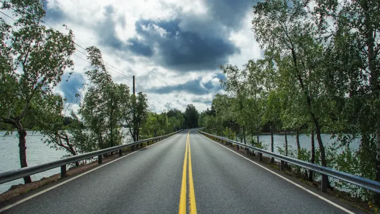 The driving habit Stirling visitors must watch this summer
