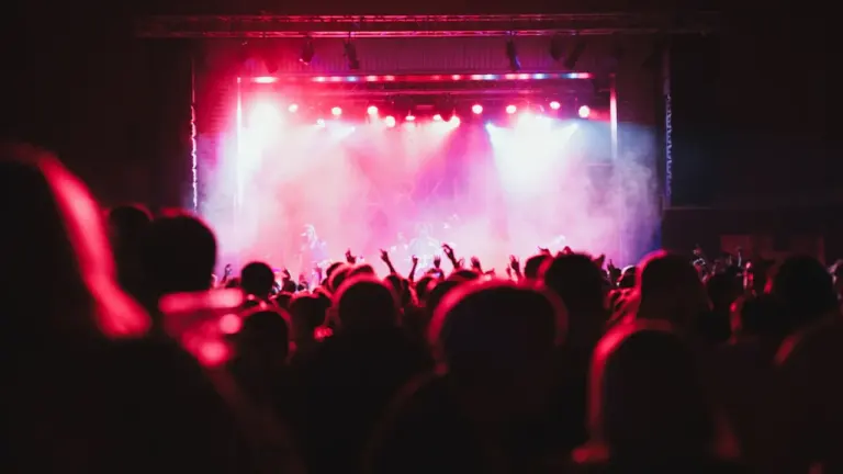 Free Bon Jovi pre- and afterparty in Edinburgh, 28 August