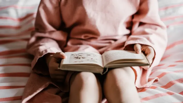 How Staffordshire families can join the Summer Reading Challenge