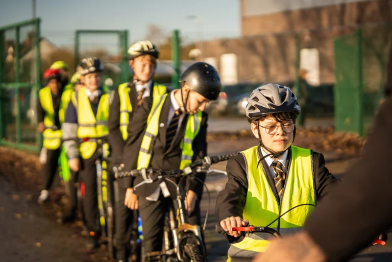 Hull children get a safer start on two wheels