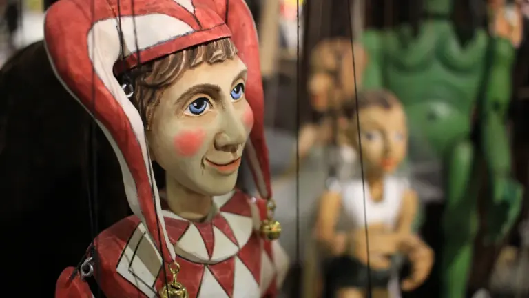 Leicester families: Puppets And Toys in Newarke on 5 Aug, £4 entry