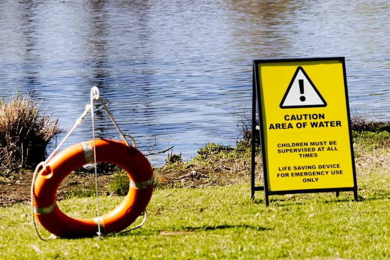 Rhondda Cynon Taf families urged to avoid risky summer spots