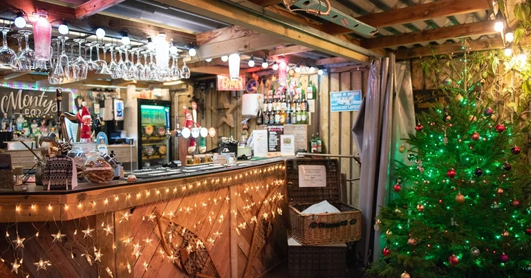 Ringwood Christmas Hits on Christmas Eve — guests only