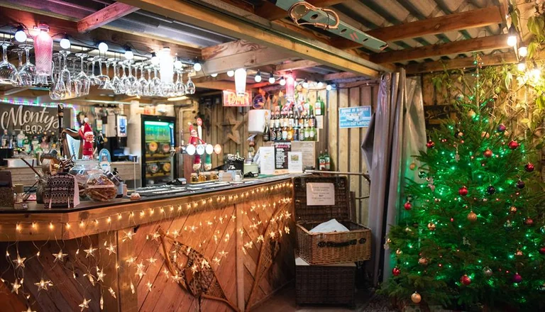 Ringwood Christmas Hits on Christmas Eve — guests only
