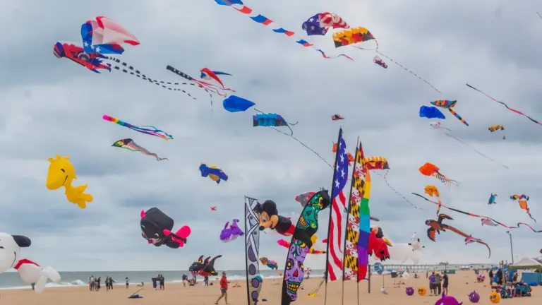 St Annes Kite Festival: free beach displays in September