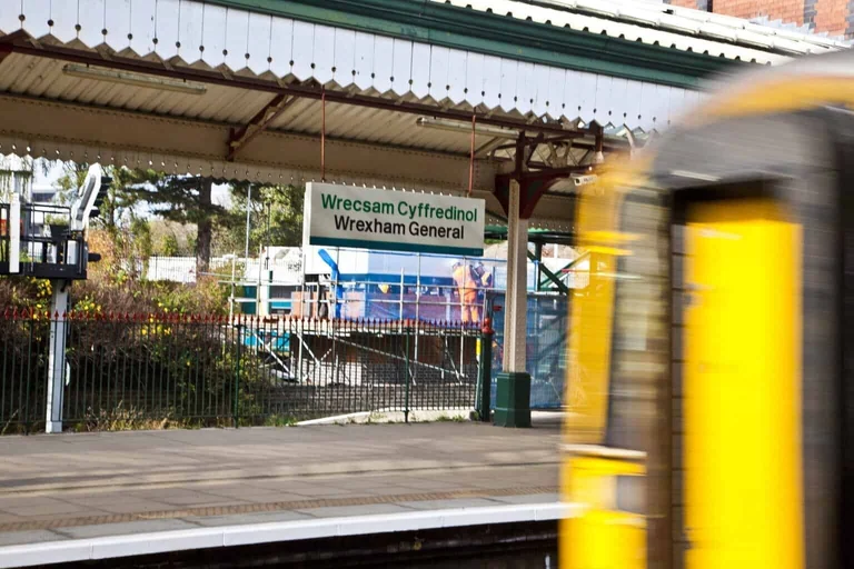 Wrexham drivers get more ways to keep EVs charged