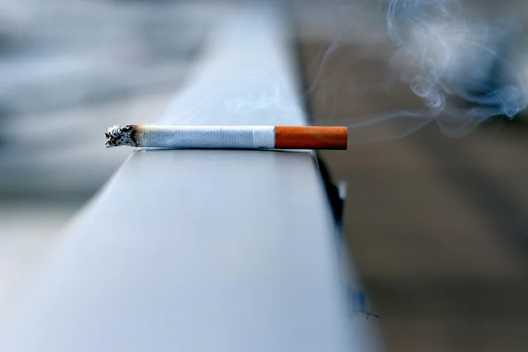 York study: 1.3bn smokers lack help to quit