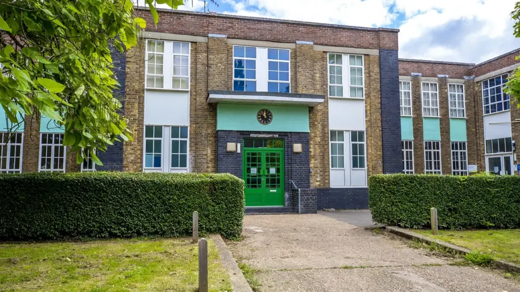Silver End hall looks to solar power to cut running costs